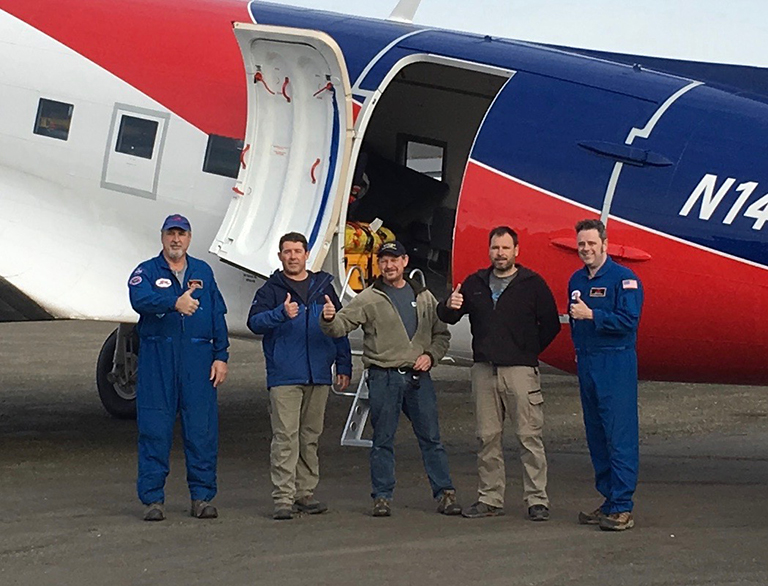 Left to right: Steve Dinardo (NASA’s Jet Propulsion Laboratory), OMG project manager